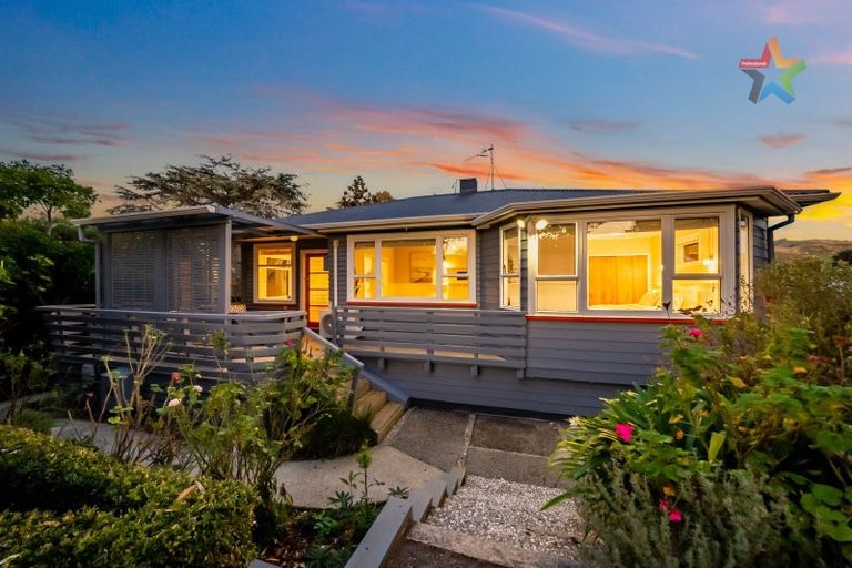 Photo of property in 41 Margaret Road, Raumati Beach, Paraparaumu, 5032