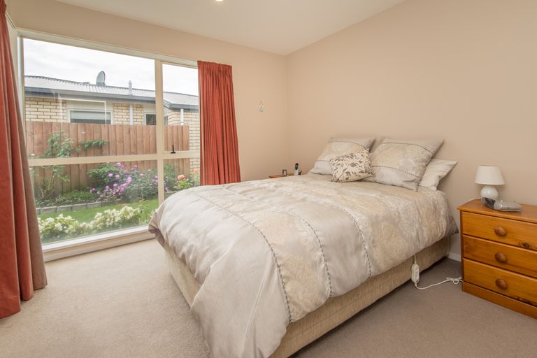 Photo of property in 24/13 Sylvan Street, Hillmorton, Christchurch, 8024