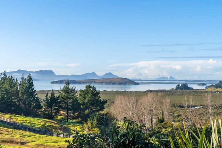 Photo of property in 427 State Highway 1, Otaika, Whangarei, 0178