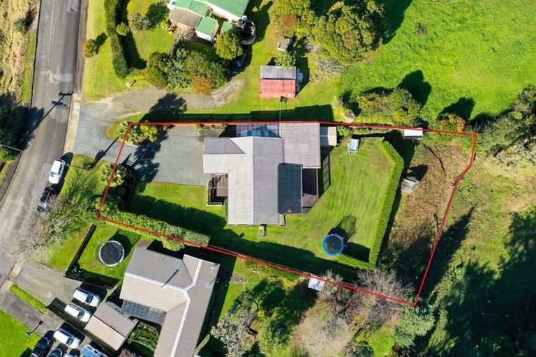 Photo of property in 8 Doctors Hill Road, Maungaturoto, 0520
