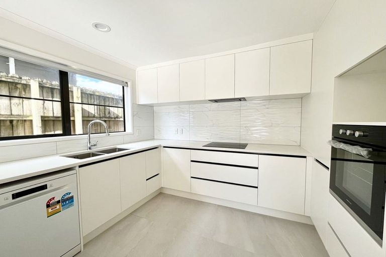 Photo of property in 4 Jack Place, Flat Bush, Auckland, 2019