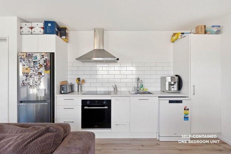 Photo of property in 77 Bannister Street, Jacks Point, Queenstown, 9371