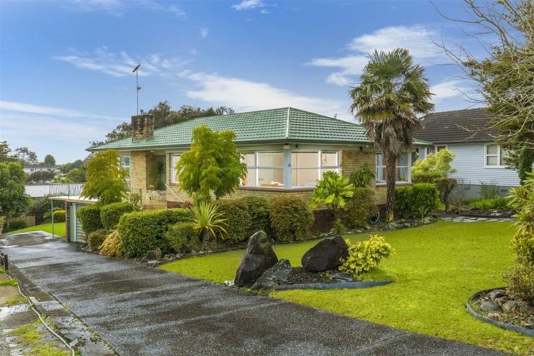 Photo of property in 26 Lyndhurst Road, Te Atatu South, Auckland, 0610