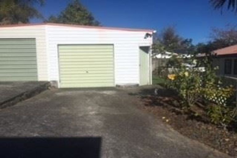Photo of property in 74a Resolution Road, Welcome Bay, Tauranga, 3112