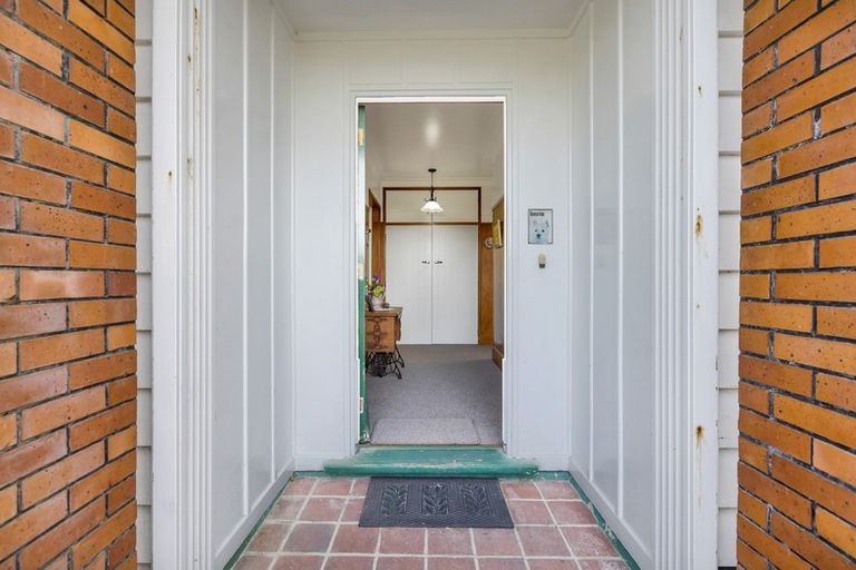 Photo of property in 38 Brown Street, Inglewood, 4330