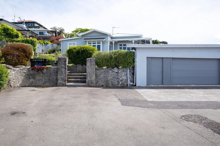 Photo of property in 8 Goldsmith Terrace, Hospital Hill, Napier, 4110