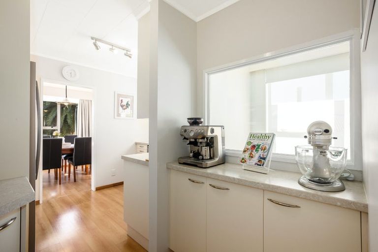 Photo of property in 50 Hicks Close, Whitby, Porirua, 5024