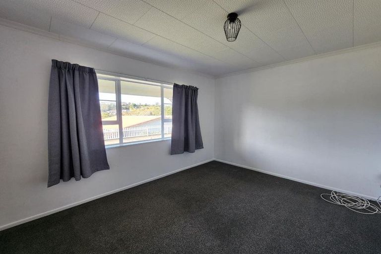 Photo of property in 2/72 Cumberland Street, Welbourn, New Plymouth, 4312