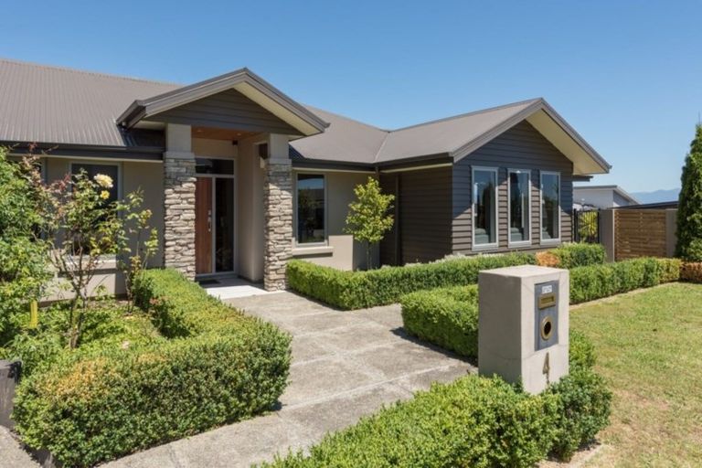 Photo of property in 4 Berkshire Place, Stoke, Nelson, 7011