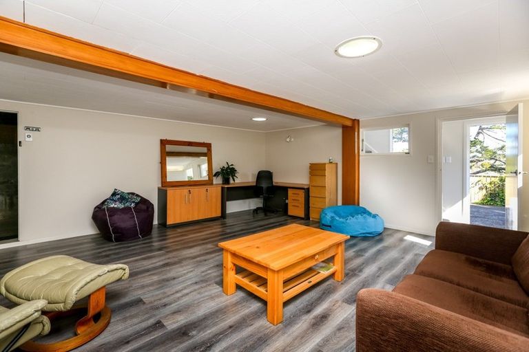 Photo of property in 128 Frankley Road, Frankleigh Park, New Plymouth, 4310