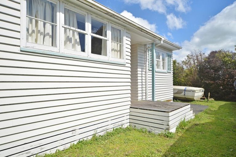 Photo of property in 46 Brandon Street, Featherston, 5710