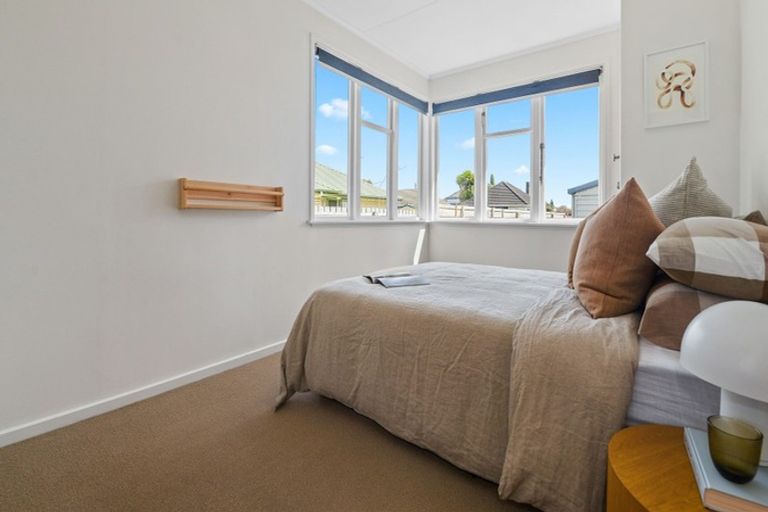 Photo of property in 4 Moule Place, Fairfield, Hamilton, 3214