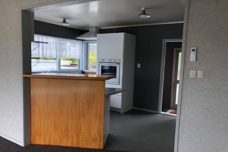 Photo of property in 2/7 Chilton Place, Howick, Auckland, 2014