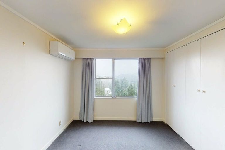 Photo of property in 91 Black Rock Road, Newlands, Wellington, 6037