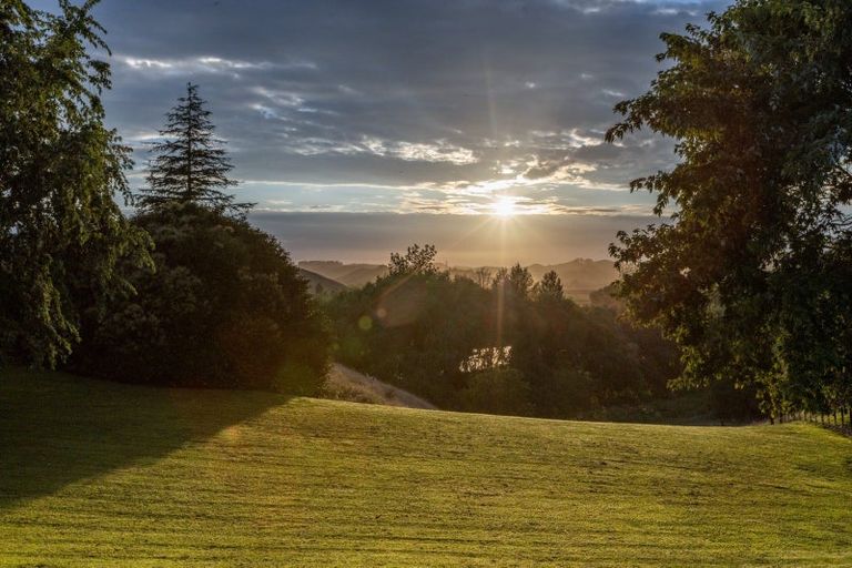 Photo of property in 660 Omarunui Road, Puketapu, Napier, 4183