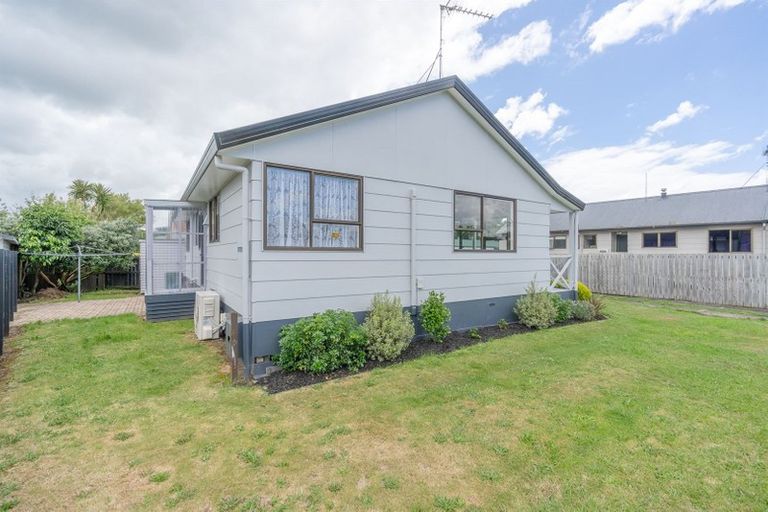 Photo of property in 22 Blomfield Street, Nawton, Hamilton, 3200