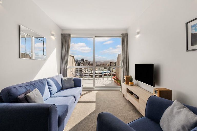 Photo of property in Qba Apartments, 4p/51 Webb Street, Mount Cook, Wellington, 6011