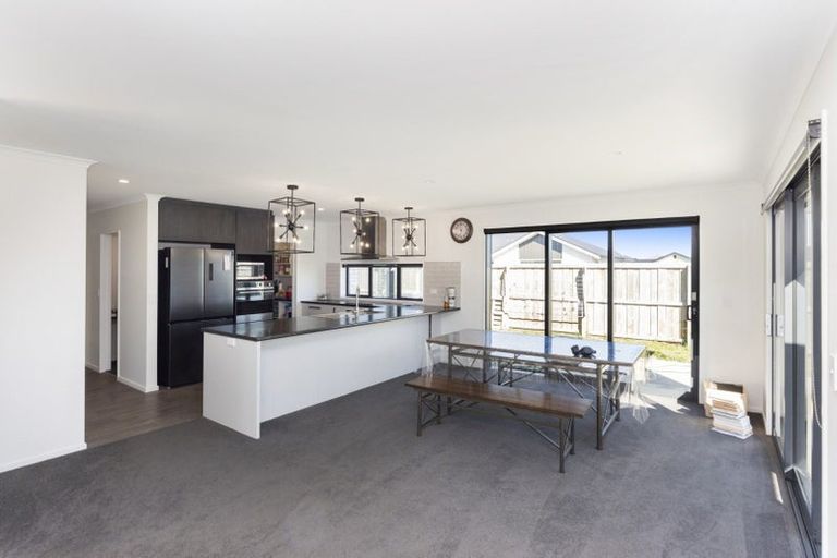 Photo of property in 13 Joslen Way, Kaiapoi, 7630