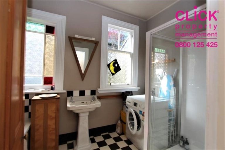 Photo of property in 120 Pine Hill Road, Dalmore, Dunedin, 9010