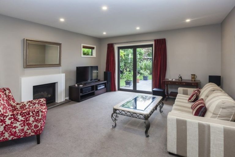 Photo of property in 19a Clyde Road, Upper Riccarton, Christchurch, 8041