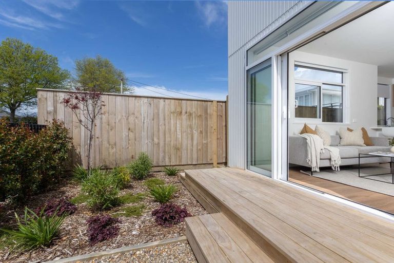 Photo of property in 588a Te Atatu Road, Te Atatu Peninsula, Auckland, 0610