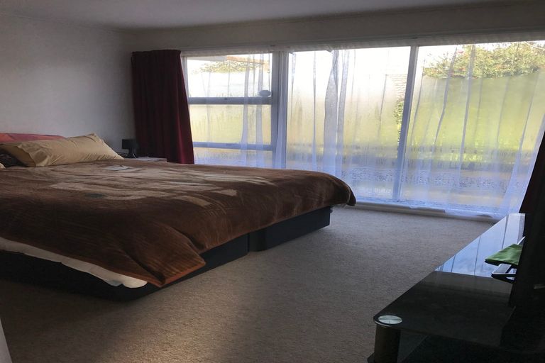 Photo of property in 30 Airfield Road, Takanini, 2112