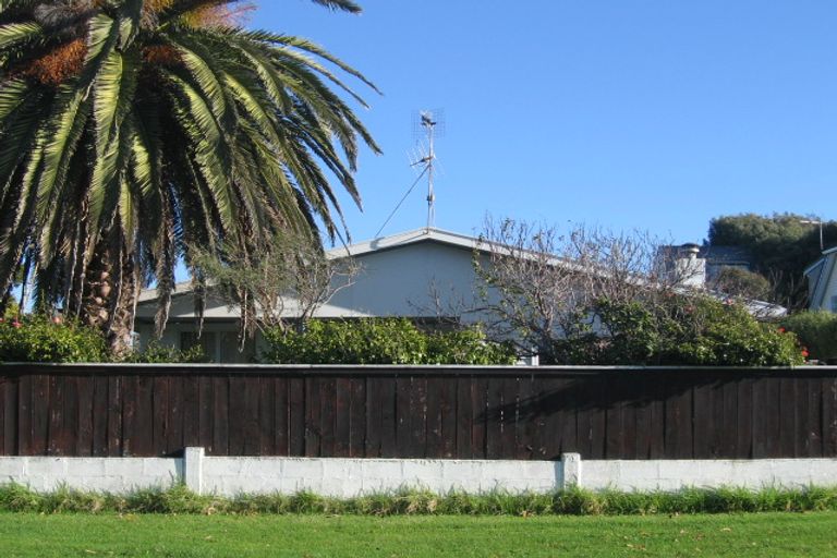 Photo of property in 40 Donovan Road, Paraparaumu Beach, Paraparaumu, 5032