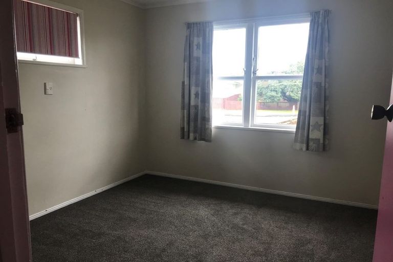 Photo of property in 14 Orion Street, Papakura, 2110