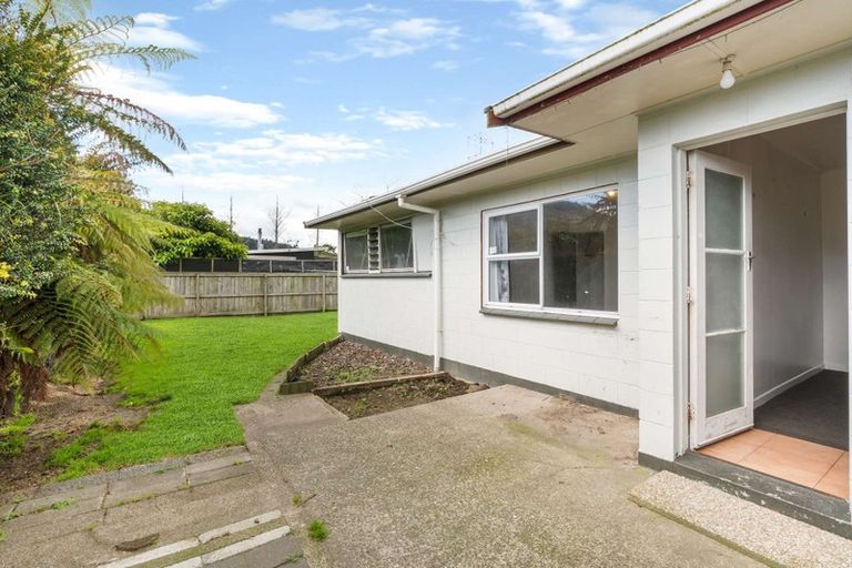 Photo of property in 21a Fairview Road, Western Heights, Rotorua, 3015