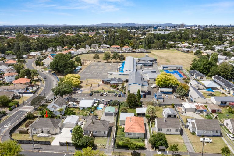 Photo of property in 177 Maeroa Road, Maeroa, Hamilton, 3200