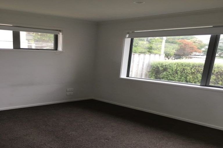 Photo of property in 2/28 Hobson Street, Thorndon, Wellington, 6011