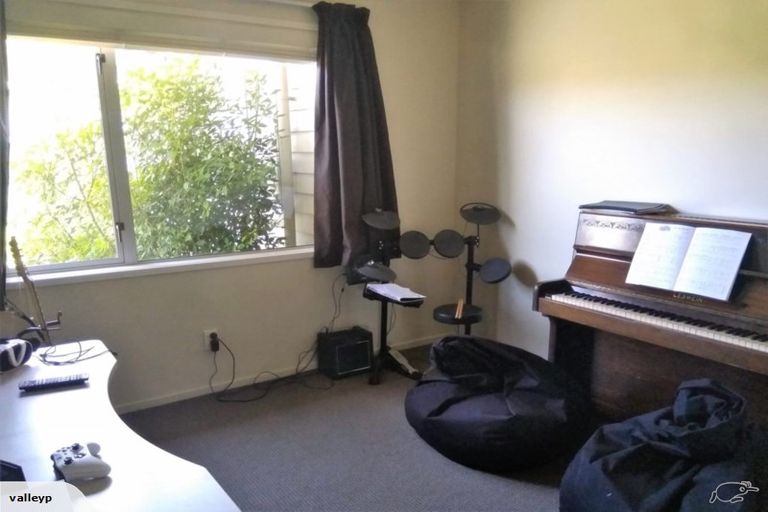 Photo of property in 19 Karoola Place, Havelock North, 4130