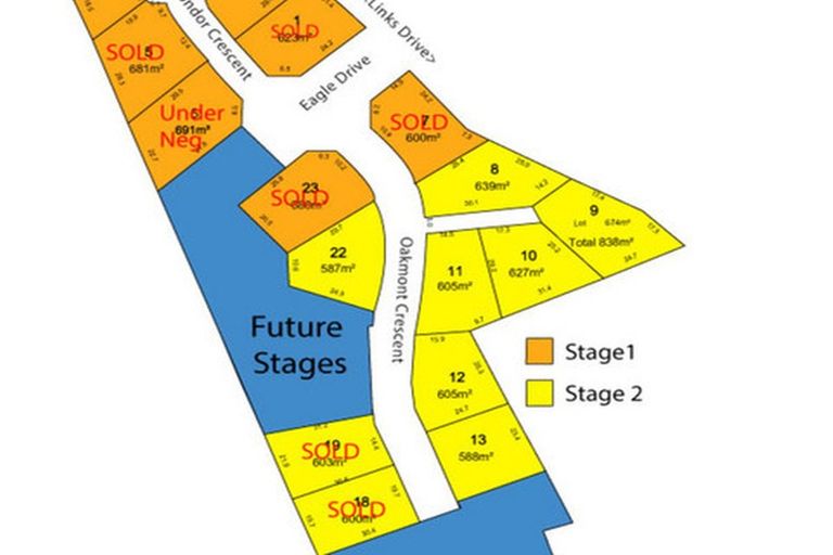 Photo of property in 7 Oakmont Crescent, Waiwhakaiho, New Plymouth, 4312