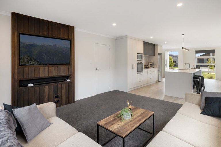 Photo of property in 9 Empire Crescent, Papamoa, 3118