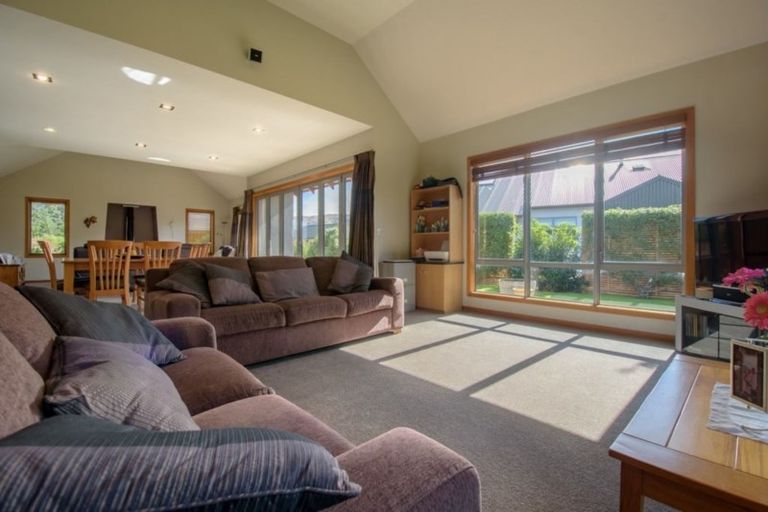 Photo of property in 42 The Dunes, Cromwell, 9310