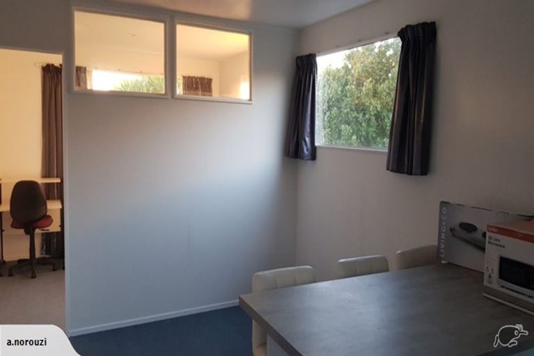 Photo of property in 17 Meteor Place, Schnapper Rock, Auckland, 0632