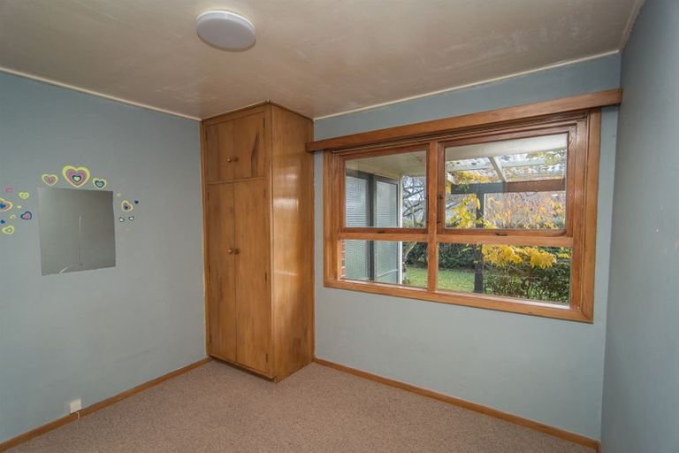 Photo of property in 2 North Street, Winchester, 7985