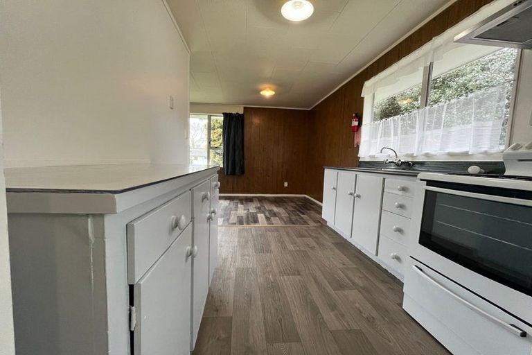 Photo of property in 4 Citril Place, Red Hill, Papakura, 2110