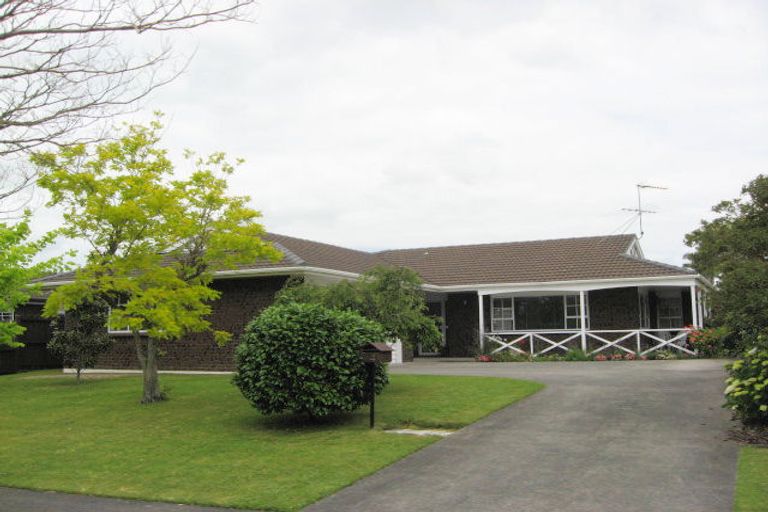Photo of property in 4 Talga Court, Conifer Grove, Takanini, 2112