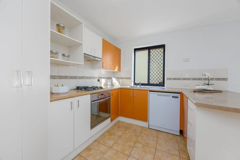 Photo of property in 4 Parkwood Crescent, Gulf Harbour, Whangaparaoa, 0930