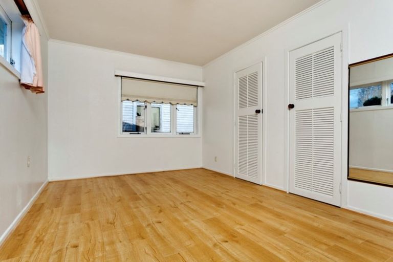 Photo of property in 62 College Road, Northcote, Auckland, 0627