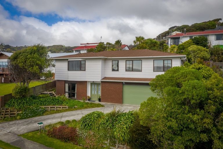 Photo of property in 55 Tweed Road, Papakowhai, Porirua, 5024