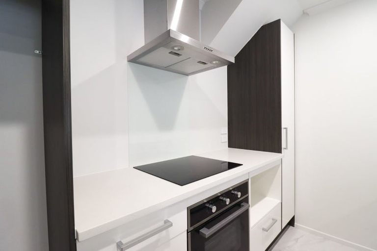 Photo of property in 110/124 Commerce Street, Frankton, Hamilton, 3204