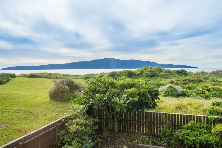 Photo of property in 159a Manly Street, Paraparaumu Beach, Paraparaumu, 5032