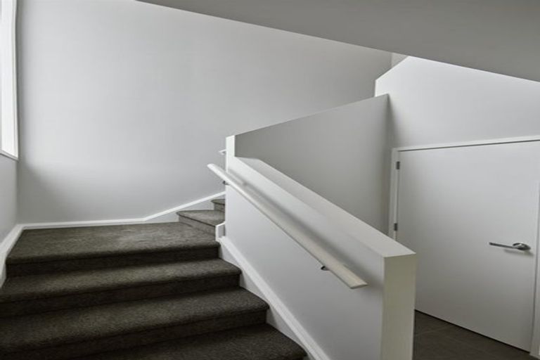 Photo of property in 42 Karepiro Drive, Stanmore Bay, Whangaparaoa, 0932