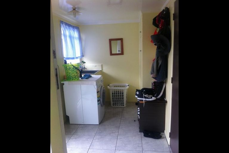 Photo of property in 2/33 Kimpton Road, Papatoetoe, Auckland, 2025