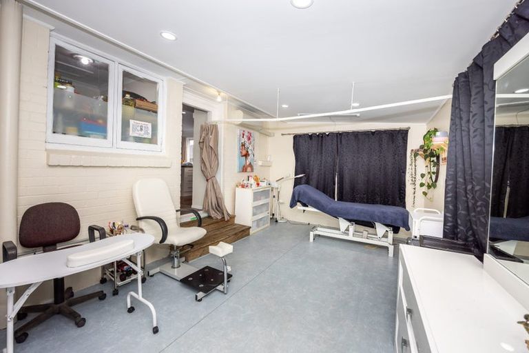 Photo of property in 17 Macdonald Road, Glenview, Hamilton, 3206