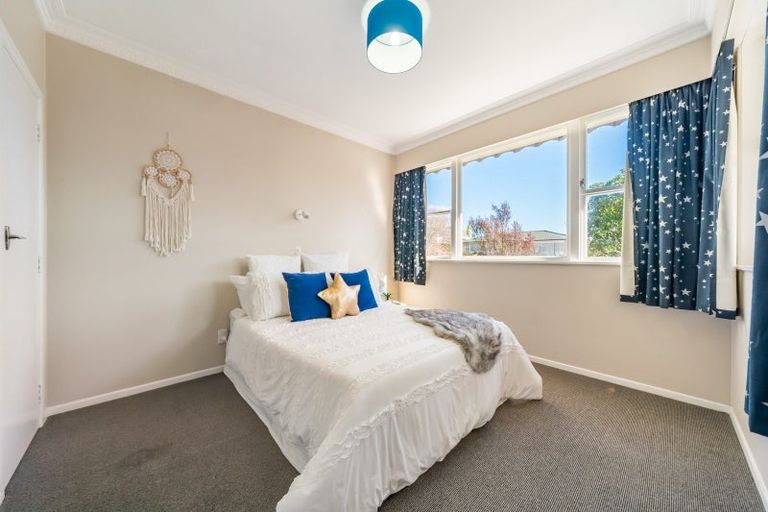 Photo of property in 5 Arnot Avenue, Clouston Park, Upper Hutt, 5018