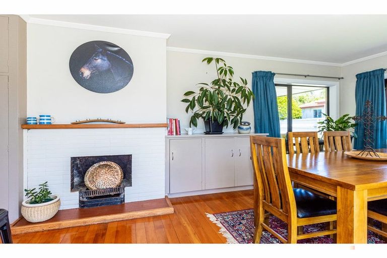 Photo of property in 3 Price Street, Waimate, 7924