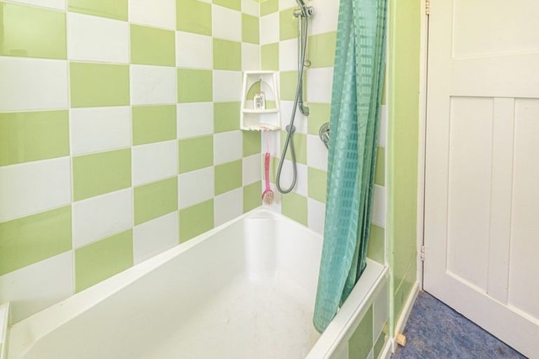 Photo of property in 99 Alma Road, Gonville, Whanganui, 4501